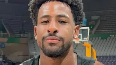 Disney Dreamlight Valley奥拉夫展所需